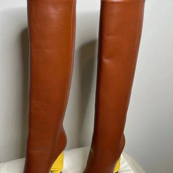 Balenciaga Camel Knee Length Boots - Picture 6 of 9